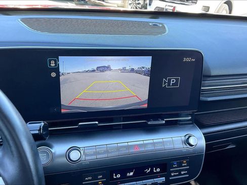 Used 2024 Hyundai Kona SEL image 25