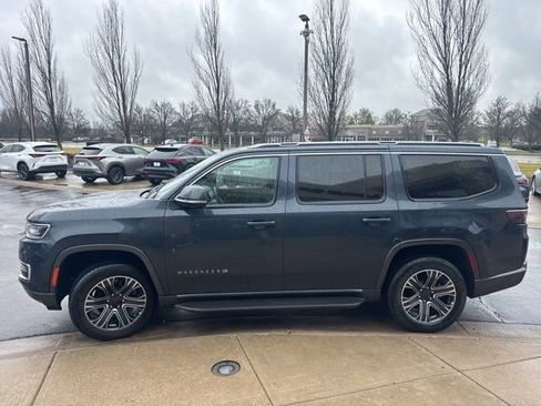 Used 2022 Jeep Wagoneer Series III image 6