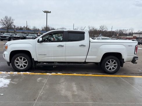 Used 2018 GMC Canyon SLT image 11