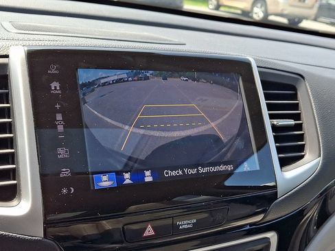Used 2018 Honda Pilot Elite image 22