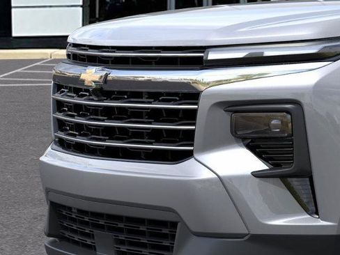New 2026 Chevrolet Traverse LT w/ Driver Confidence Package FWD image 49