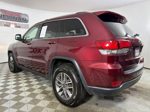 Used 2020 Jeep Grand Cherokee Laredo w/ 18" Wheel & 8.4" Radio Group RWD image 7
