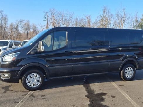 Used 2023 Ford Transit 350 XLT image 4