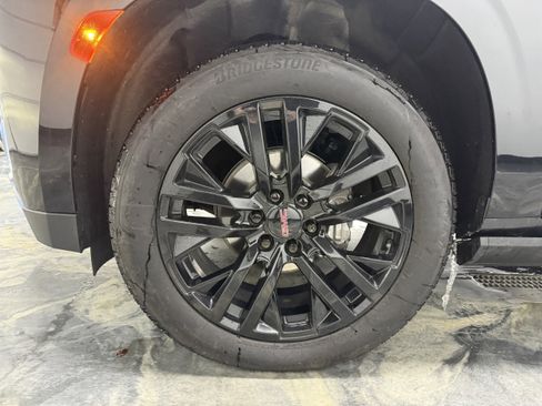 Used 2023 GMC Yukon Denali image 28