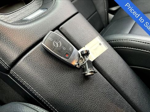 Used 2022 Mercedes-Benz GLE 350 4MATIC image 13