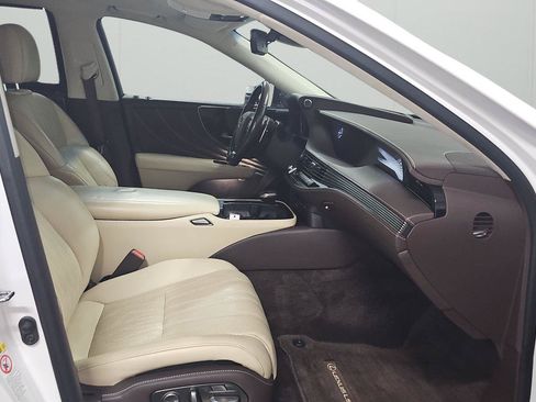 Used 2018 Lexus LS 500 AWD w/ Luxury Package image 14