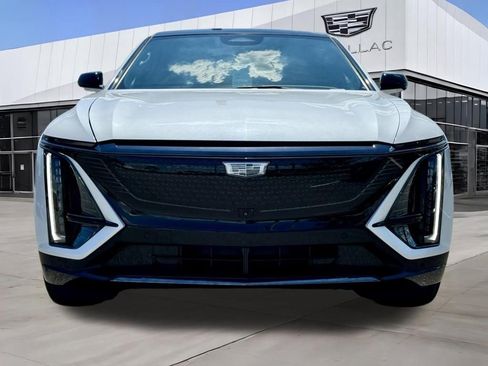 Used 2024 Cadillac Lyriq Sport AWD/4WD image 4