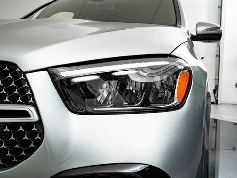 Certified 2025 Mercedes-Benz GLE 350 4MATIC image 15