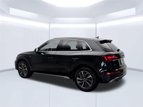 Used 2023 Audi Q5 2.0T Premium w/ Convenience Package AWD/4WD image 4