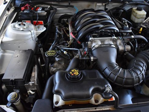 Used 2006 Ford Mustang GT Premium image 35