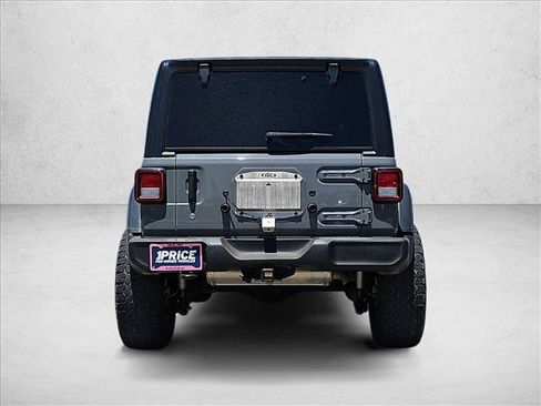 Used 2018 Jeep Wrangler Unlimited Sport S AWD/4WD image 6