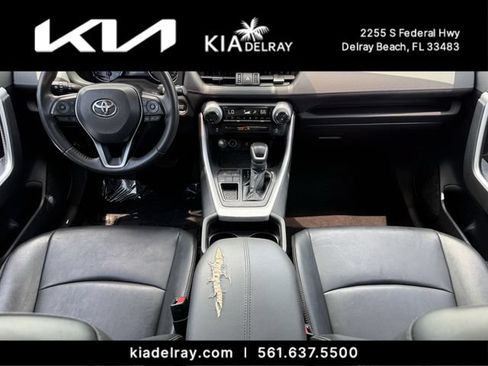 Used 2021 Toyota RAV4 XLE Premium FWD image 12