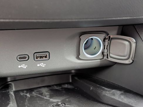 New 2026 Buick Envista Sport Touring w/ Convenience I Package FWD image 33