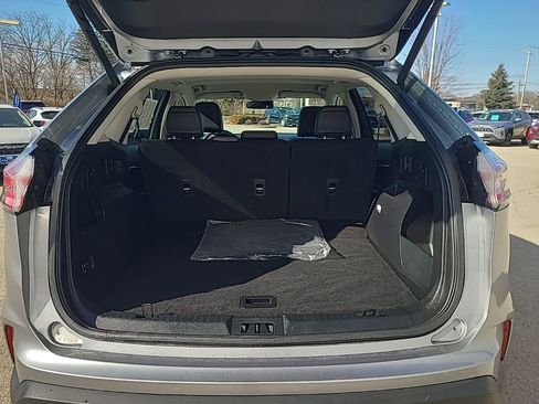 Used 2024 Ford Edge SEL w/ Convenience Package image 17
