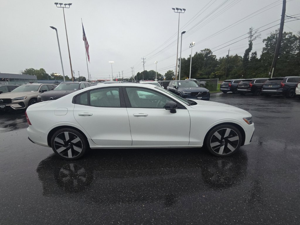 Used 2024 Volvo S60 T8 Ultimate w/ Climate Package AWD/4WD image 5