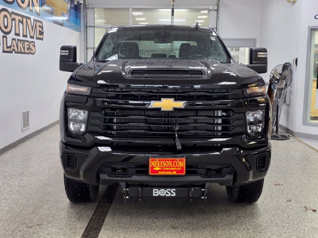 Used 2024 Chevrolet Silverado 2500 Custom w/ Custom Convenience Package AWD/4WD image 2