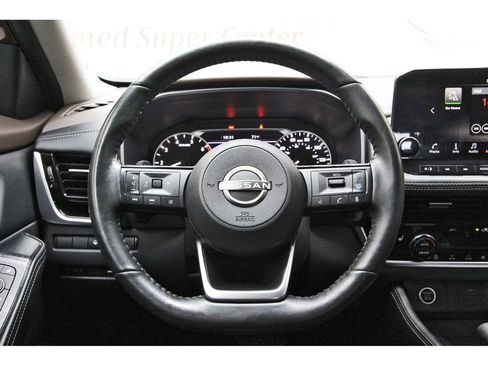 Used 2023 Nissan Rogue SL w/ SL Premium Package FWD image 13