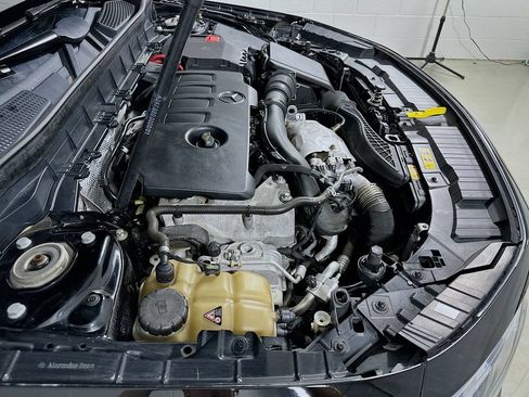 Used 2021 Mercedes-Benz GLB 250 4MATIC image 26