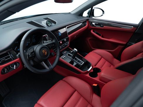 Used 2026 Porsche Macan S AWD/4WD image 4