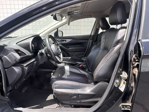 Used 2021 Subaru Crosstrek 2.5i Limited w/ Moonroof Package 2 AWD/4WD image 3