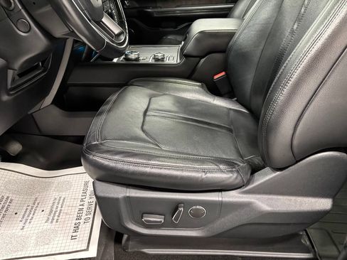 Used 2020 Ford Expedition Max Limited AWD/4WD image 13