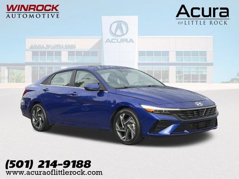 Used 2025 Hyundai Elantra SEL FWD image 1