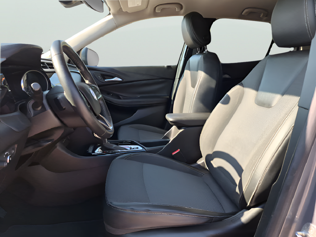 Used 2021 Buick Encore GX Select AWD/4WD image 18