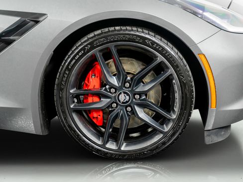 Used 2015 Chevrolet Corvette Stingray Coupe w/ 2LT Preferred Equipment Group image 7
