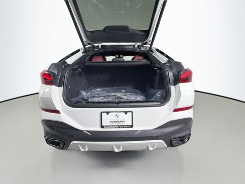 New 2026 BMW X6 xDrive40i w/ Premium Package image 26