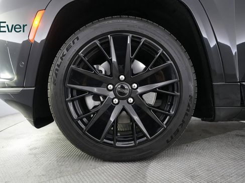 Used 2024 Jeep Wagoneer Launch Edition image 20