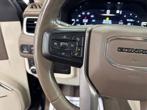 Used 2022 GMC Yukon Denali image 42