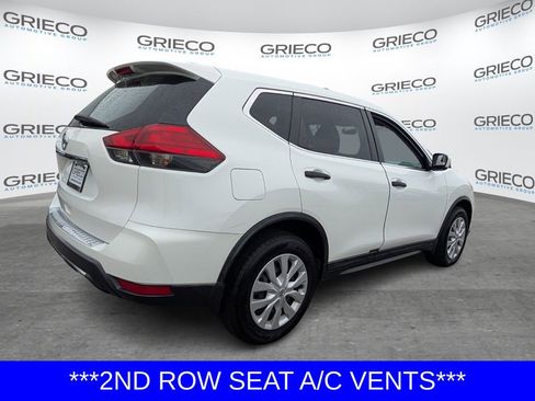 Used 2017 Nissan Rogue S image 7