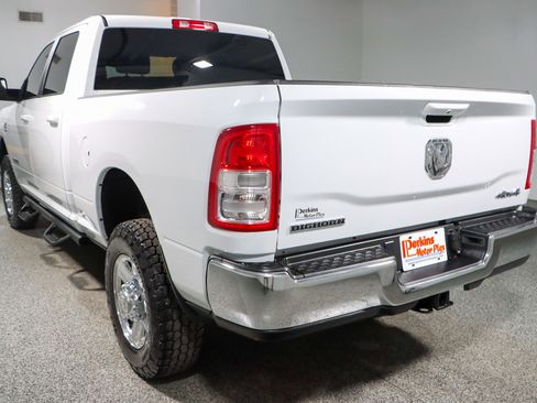 Used 2022 RAM 2500 Big Horn w/ Cold Weather Group image 9