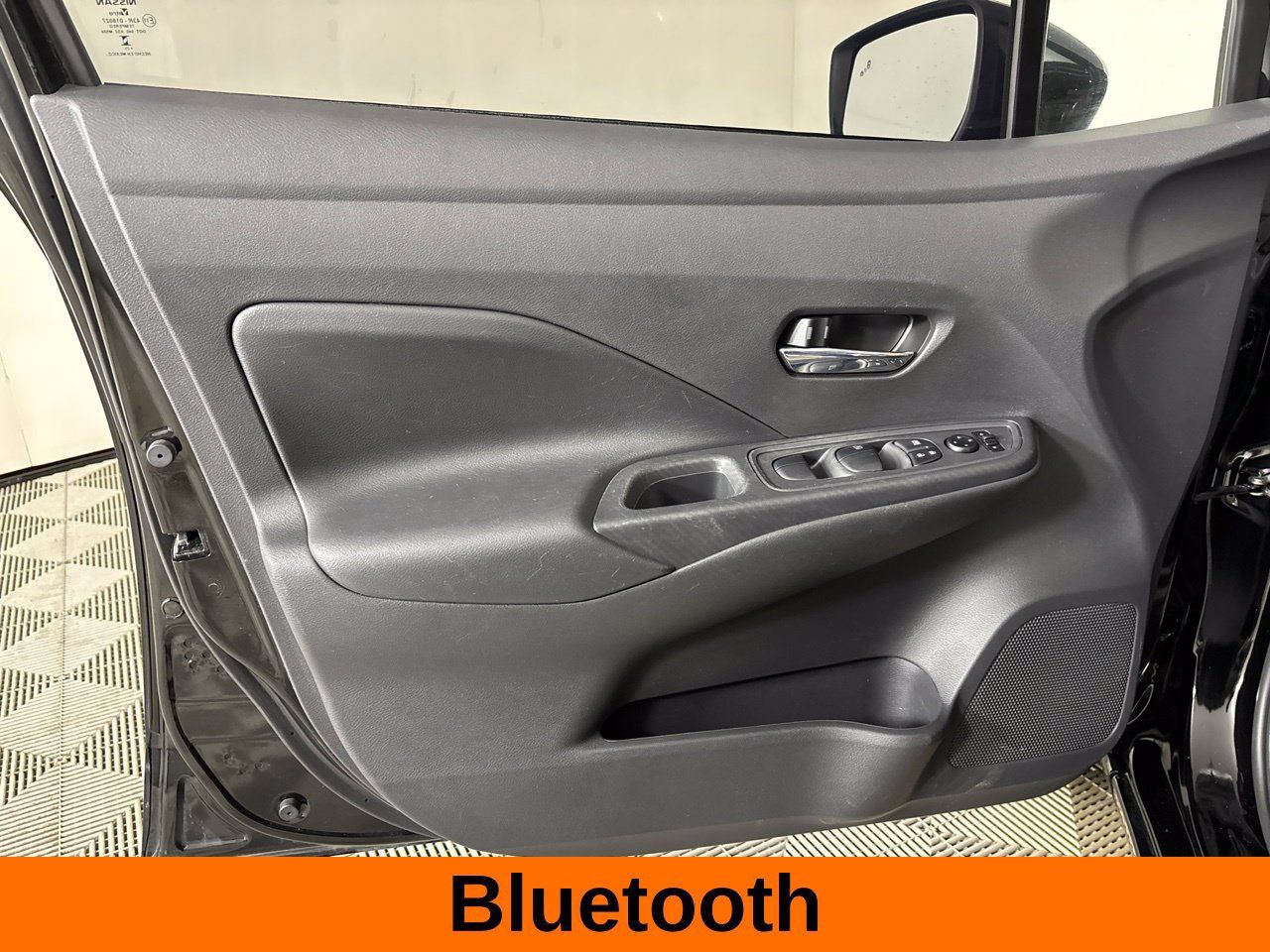 Used 2025 Nissan Versa SV w/ Trunk Package FWD image 10