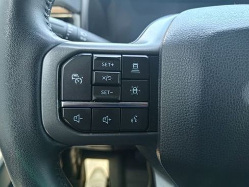 Used 2022 Ford F150 Lightning Lariat AWD/4WD image 13