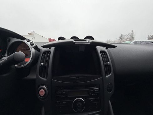 Used 2012 Nissan 370Z Coupe image 15