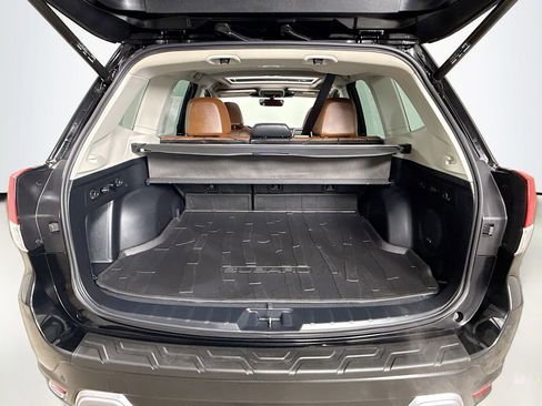 Used 2022 Subaru Forester Touring w/ Popular Package #3 image 28