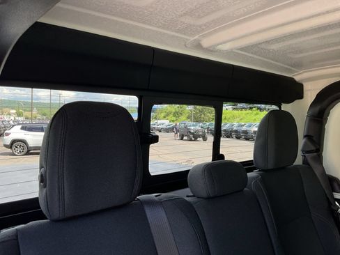 Used 2024 Jeep Gladiator Sport AWD/4WD image 20