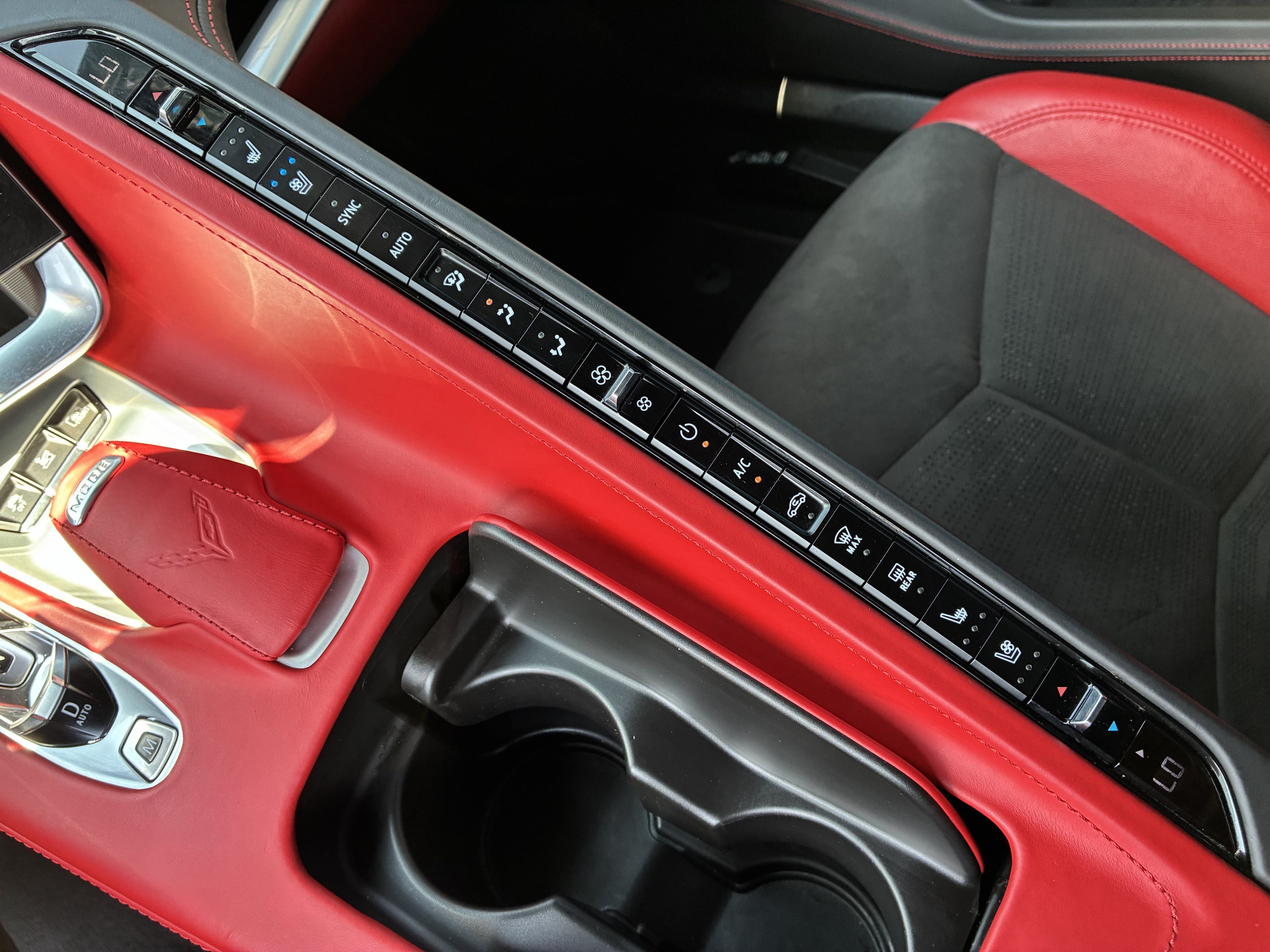 Used 2021 Chevrolet Corvette Stingray Premium Cpe w/ Z51 Performance Package RWD image 35