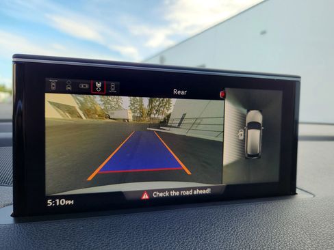 Used 2017 Audi Q7 3.0T Premium Plus image 14