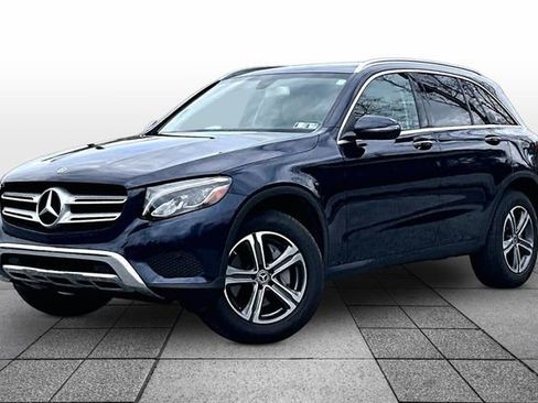 Used 2019 Mercedes-Benz GLC 300 4MATIC image 2
