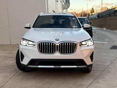 Certified 2023 BMW X3 xDrive30i w/ Premium Package image 2
