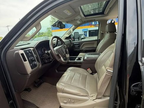 Used 2016 GMC Sierra 2500 Denali w/ Duramax Plus Package AWD/4WD image 10