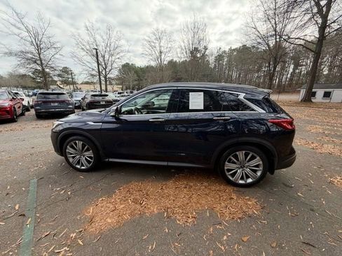 Used 2021 INFINITI QX50 Sensory image 3