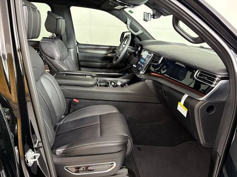 New 2026 Jeep Grand Wagoneer Summit w/ Premium Group III AWD/4WD image 16