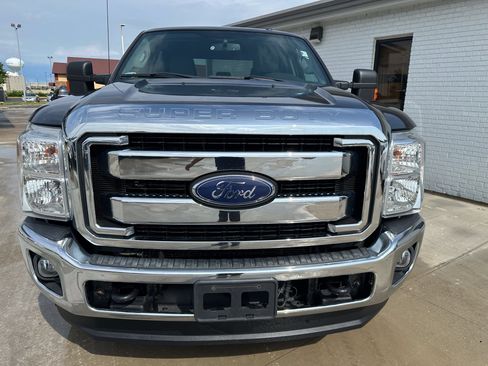 Used 2016 Ford F250 XLT w/ Camper Package AWD/4WD image 6