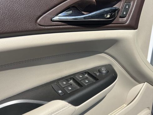 Used 2013 Cadillac SRX Luxury w/ Driver Awareness Package AWD/4WD image 37