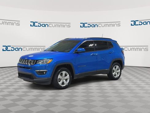 Used 2021 Jeep Compass Latitude w/ Convenience Group AWD/4WD image 5