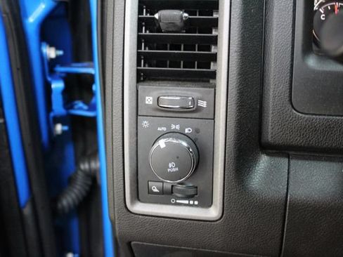 Used 2022 RAM 1500 Express w/ Wheel & Sound Group AWD/4WD image 15