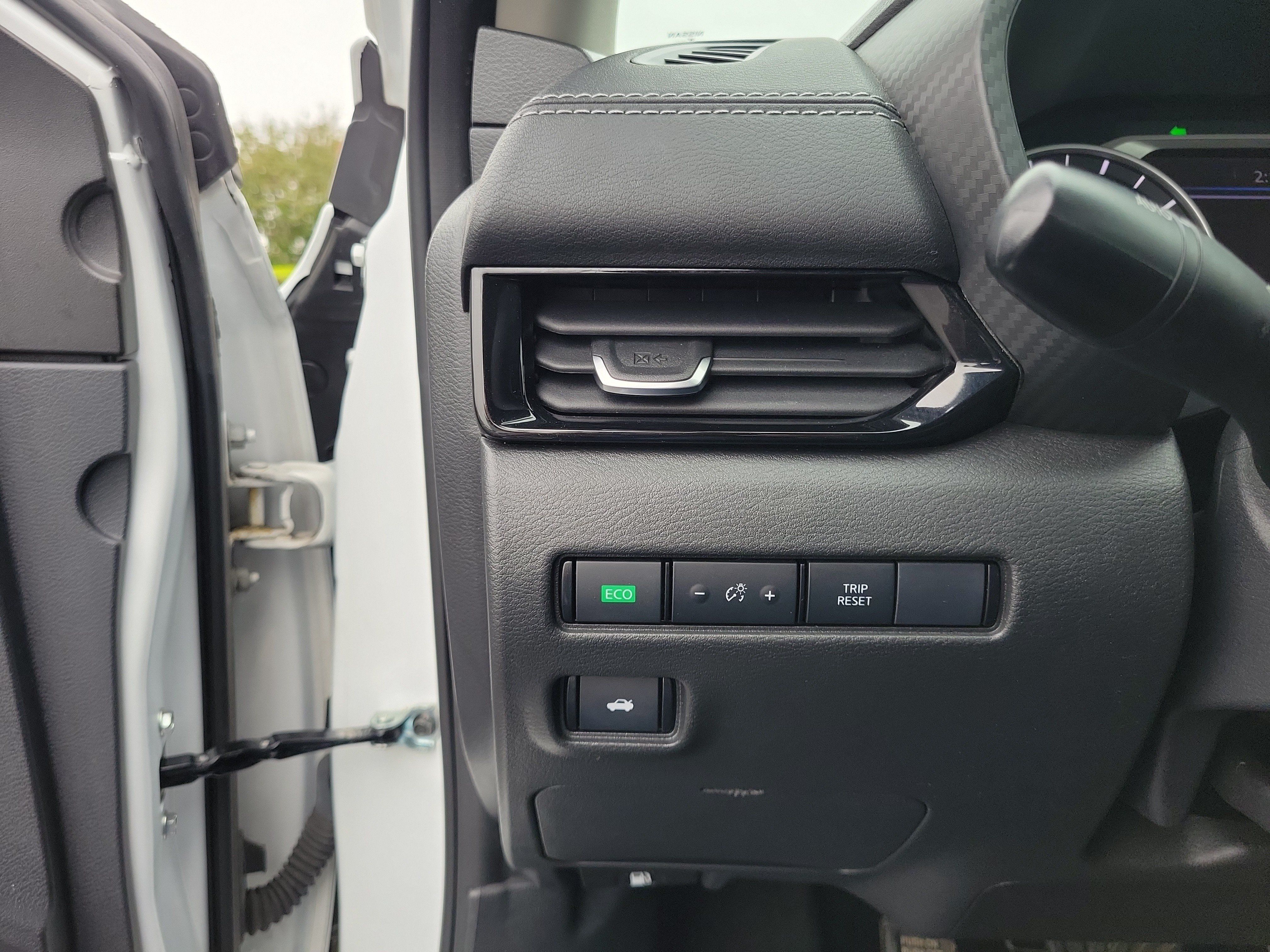 Certified 2025 Nissan Sentra SV FWD image 20
